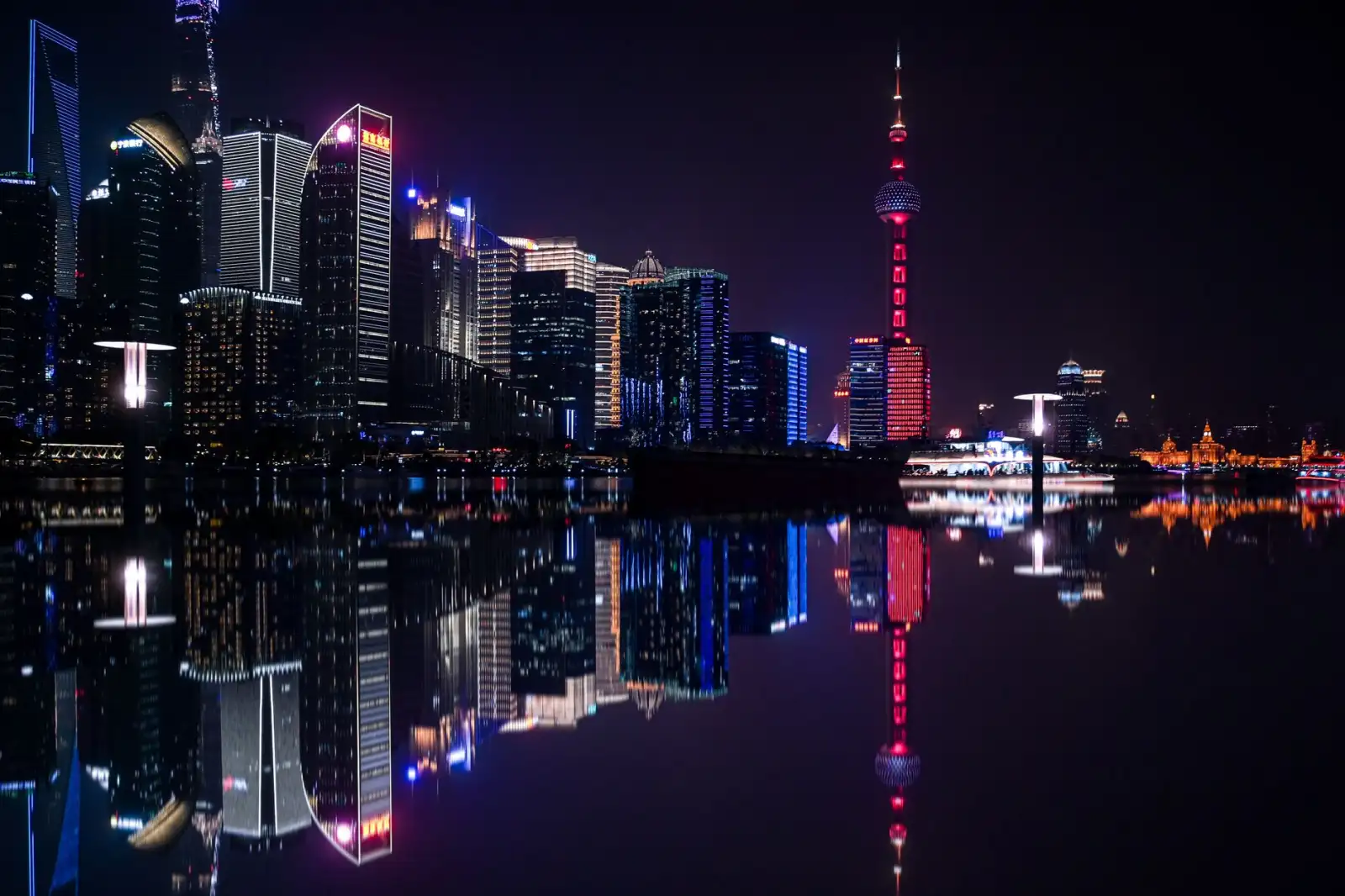 武汉文帝科技智能家居系统在公寓场景中的远程控制方案设计