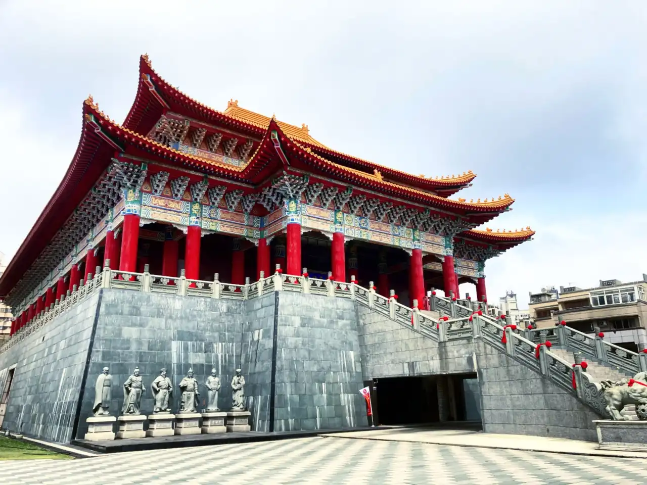 智能家居控制系统在华中公寓场景中的技术演进与部署要点
